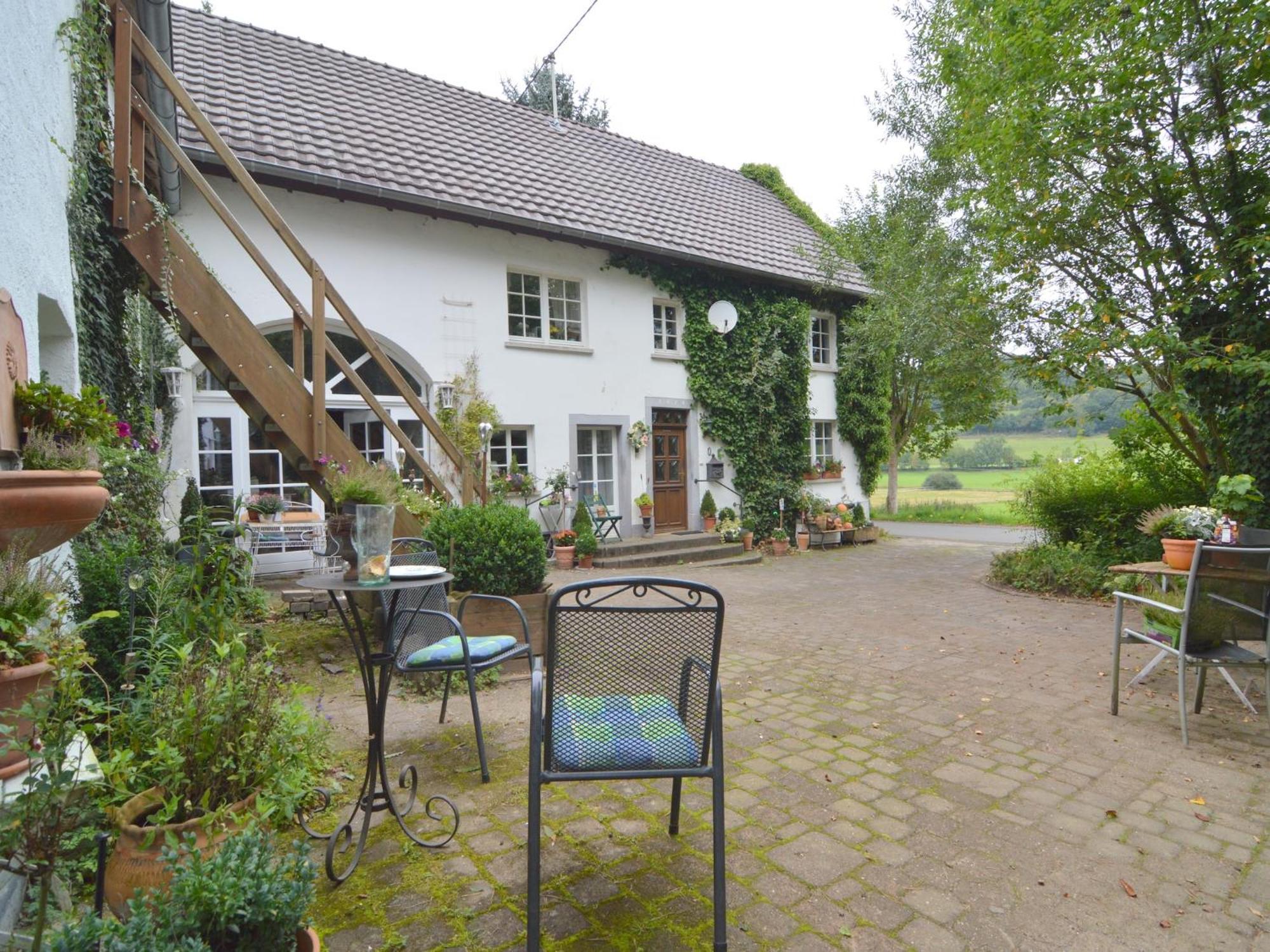 Cozy Apartment In Immerath With Fishing Near Esterno foto